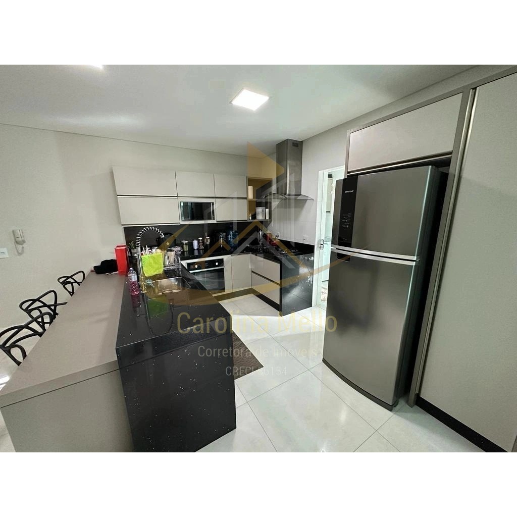 Apartamento de Alto Padrão com 4 Suítes Mobiliado em Meia Praia, Itapema/SC – Pronto para Morar